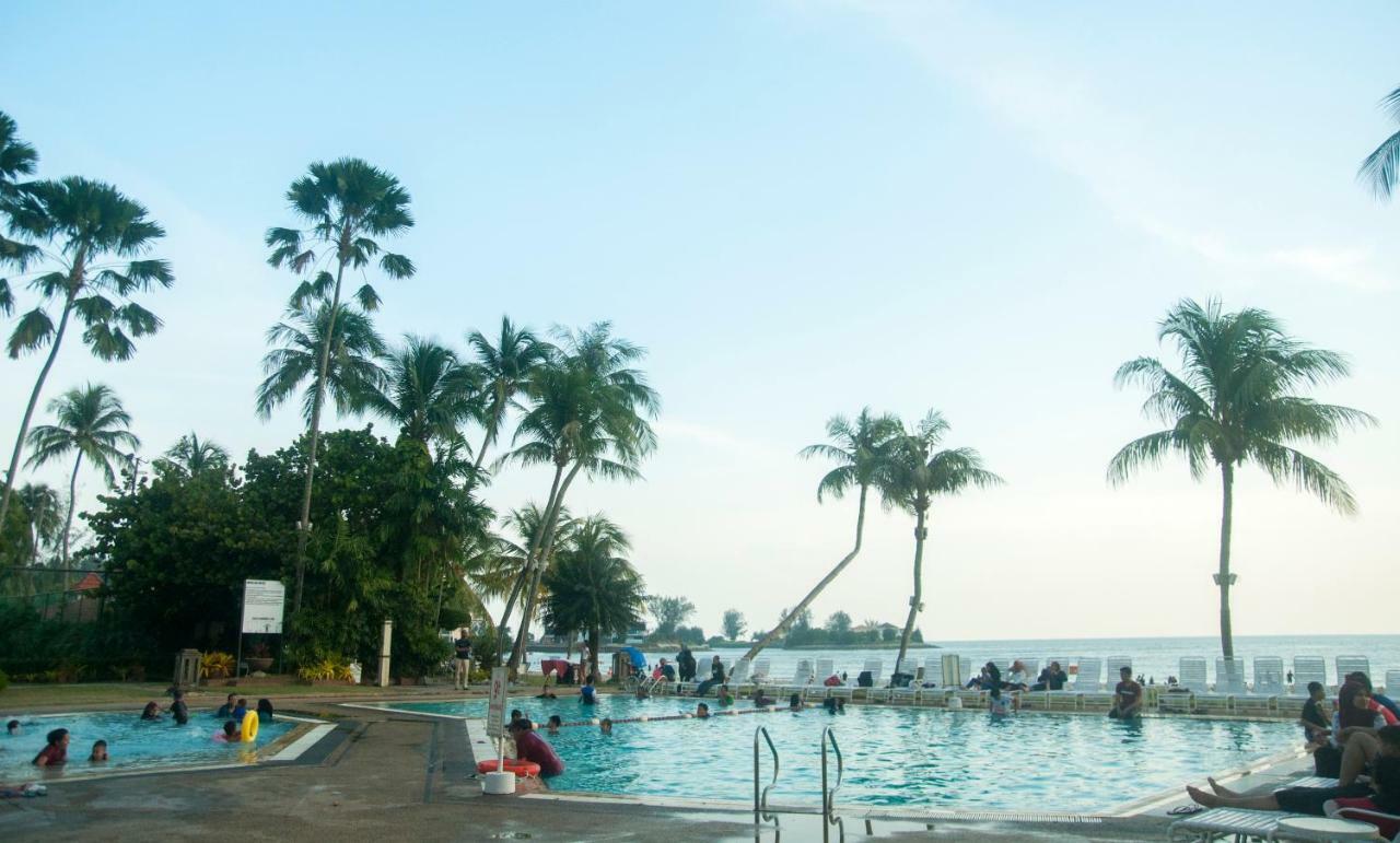 'Newly Refurbished' 'Sunny Seaview' At Regency With 2 Carpark By Shine Stay Port Dickson Exterior foto